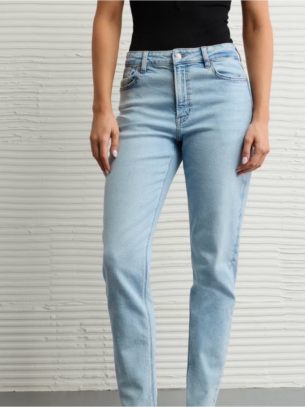 American Eagle Mom Straight jean High rise